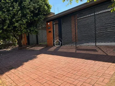 Casa com 3 Quartos à venda, 172m² no Singular, Bonito