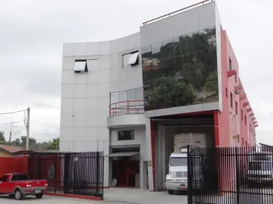 Galpão/Depósito/Armazém para alugar, 2300m² no Uberaba, Curitiba