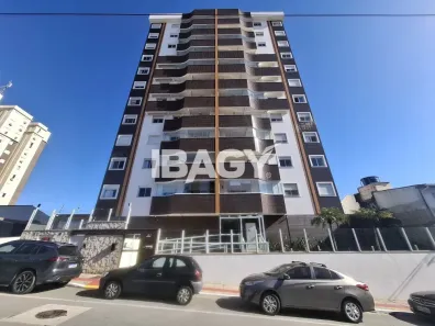 Apartamento com 3 Quartos para alugar, 93m² no Barreiros, São José