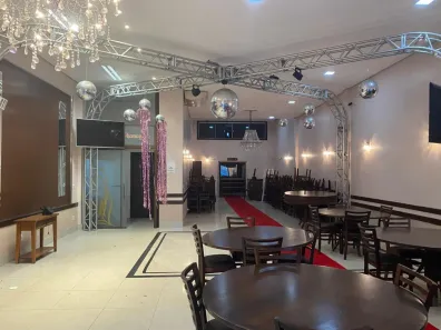 Prédio Comercial à venda, 492m² no Vila Jardim, Porto Alegre