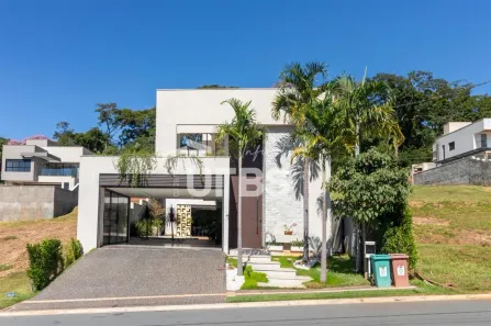 Casa de Condomínio com 3 Quartos à venda, 236m² no Jardins Nápoles, Senador Canedo