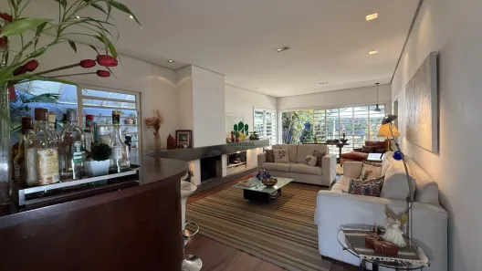 Casa de Condomínio com 4 Quartos à venda, 230m² no Alto de Pinheiros, São Paulo