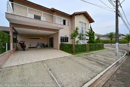 Casa de Condomínio com 3 Quartos à venda, 220m² no Jd Marcia II, Peruíbe