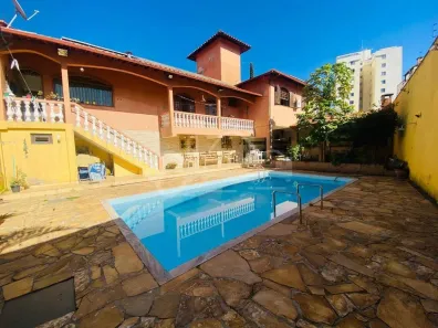 Casa com 4 Quartos à venda, 299m² no Castelo, Belo Horizonte
