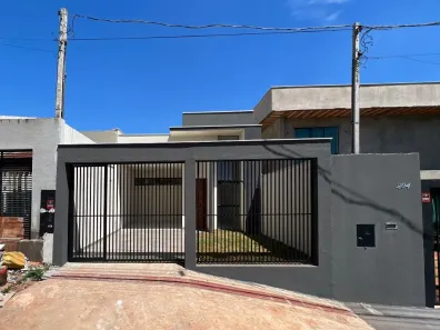 Casa com 2 Quartos à venda, 77m² no Olímpico, Londrina