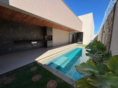 Casa com 3 Quartos à venda, 180m² no Novo Mundo, Uberlândia