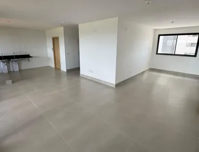 Apartamento com 3 Quartos à venda, 225m² no Jardim Karaíba, Uberlândia