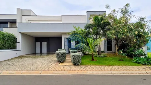 Casa de Condomínio com 3 Quartos para alugar, 218m² no Jardim Residencial Dona Lucilla, Indaiatuba