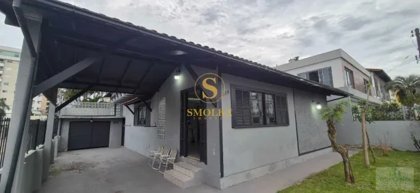 Casa com 4 Quartos à venda, 262m² no Balneário, Florianópolis