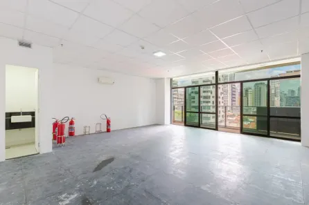 Ponto Comercial com 2 Quartos para alugar, 59m² no Vila Olímpia, São Paulo