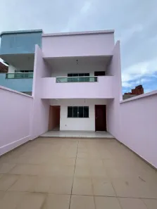 Casa com 3 Quartos à venda, 200m² no Lagoa, Macaé