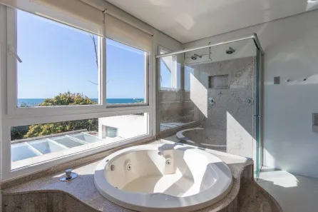 Casa com 5 Quartos à venda, 460m² no Morro das Pedras, Florianópolis