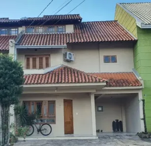 Casa com 3 Quartos à venda, 202m² no Cavalhada, Porto Alegre