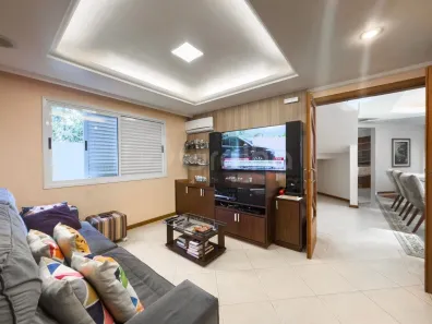 Casa com 3 Quartos à venda, 237m² no Coloninha, Florianópolis