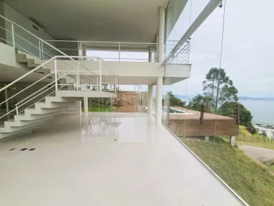 Casa de Condomínio com 4 Quartos à venda, 461m² no Cacupé, Florianópolis