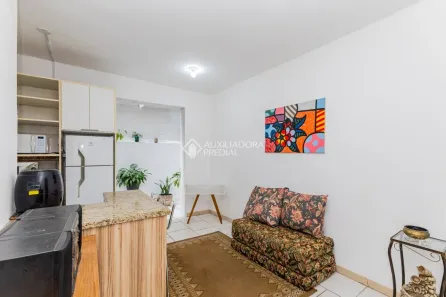 Apartamento com 2 Quartos para alugar, 70m² no Santa Cecília, Porto Alegre