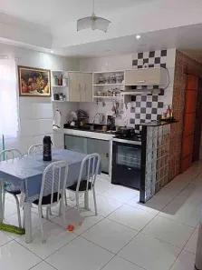 Casa com 3 Quartos à venda, 160m² no Laranjal, São Gonçalo