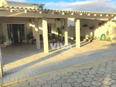 Casa de Condomínio com 3 Quartos à venda, 140m² no São Judas, Itajaí