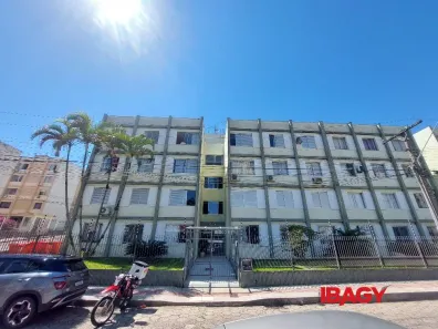 Apartamento com 2 Quartos para alugar, 61m² no Canto, Florianópolis
