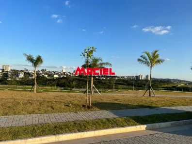 Lote/Terreno à venda, 330m² no Condomínio Residencial Colinas do Paratehy, São José dos Campos
