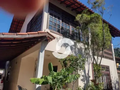 Casa de Condomínio com 4 Quartos à venda, 315m² no Maria Paula, São Gonçalo