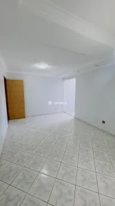 Apartamento com 3 Quartos para alugar, 80m² no Jundiaí, Anápolis