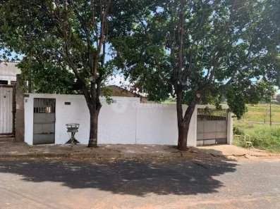 Lote/Terreno à venda, 360m² no Santa Mônica, Uberlândia