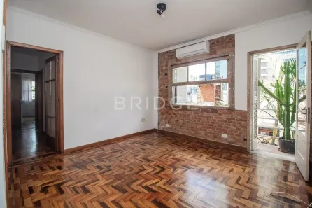 Apartamento com 2 Quartos para alugar, 86m² no São João, Porto Alegre