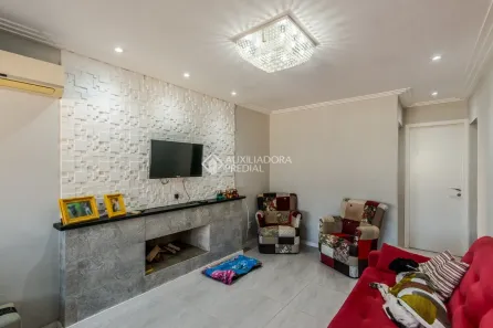 Casa com 2 Quartos à venda, 216m² no Santa Maria Goretti, Porto Alegre