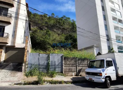 Lote/Terreno à venda, 360m² no Cascatinha, Juiz de Fora
