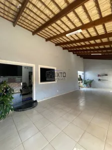 Casa com 2 Quartos à venda, 180m² no São Jorge, Uberlândia