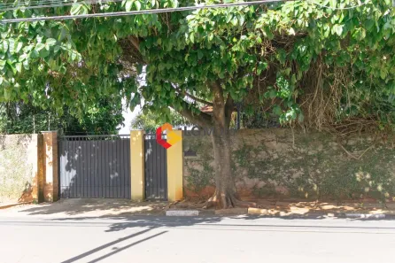 Sobrado com 4 Quartos à venda, 550m² no Parque Rural Fazenda Santa Cândida, Campinas