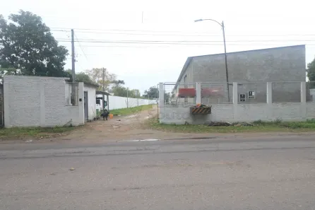 Prédio Comercial para alugar, 178m² no Três Vendas, Pelotas