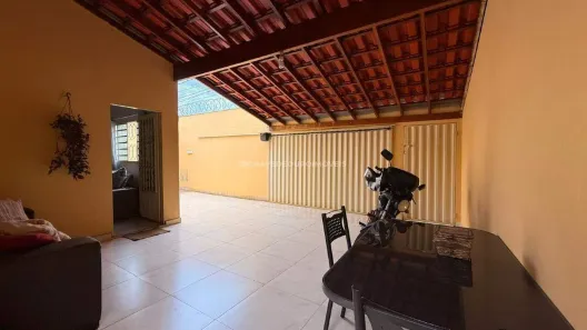 Casa com 3 Quartos à venda, 121m² no Jardim Espanha, Uberaba