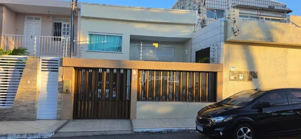 Casa com 4 Quartos à venda, 217m² no Suíça, Aracaju