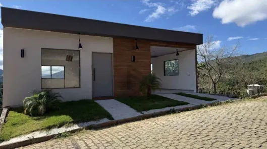 Casa com 2 Quartos à venda, 160m² no Albuquerque, Teresópolis