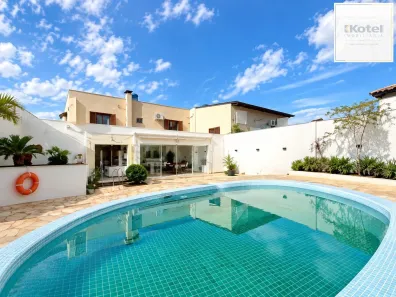 Casa com 4 Quartos à venda, 328m² no Passo da Areia, Porto Alegre