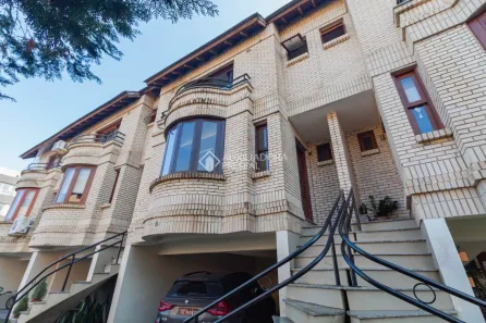 Casa de Condomínio com 3 Quartos à venda, 183m² no Cristal, Porto Alegre
