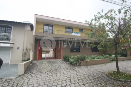 Imóvel Comercial para alugar, 295m² no Cristo Rei, Curitiba