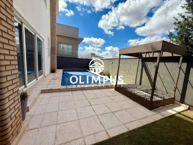 Casa de Condomínio com 4 Quartos para alugar, 311m² no Jardim das Palmeiras, Uberlândia