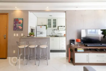 Apartamento com 2 Quartos à venda, 65m² no Passo da Areia, Porto Alegre