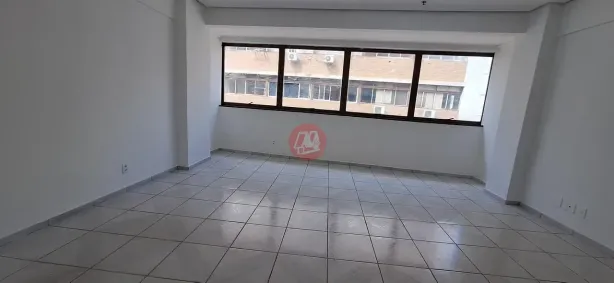 Sala Comercial para alugar, 43m² no Centro Histórico, Porto Alegre