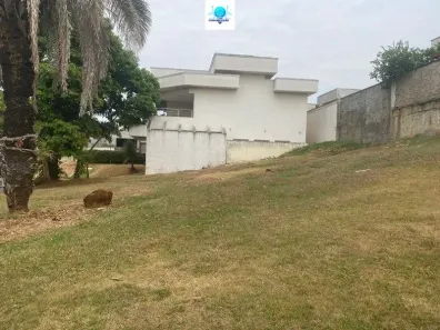 Lote/Terreno à venda, 746m² no Condomínio do Lago 1ª Etapa, Goiânia