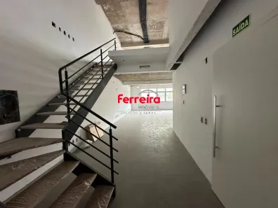 Sala Comercial para alugar, 194m² no Moinhos de Vento, Porto Alegre