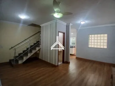 Casa com 3 Quartos para alugar, 90m² no Vila Natália, São Paulo
