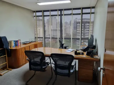 Sala Comercial para alugar, 180m² no Savassi, Belo Horizonte