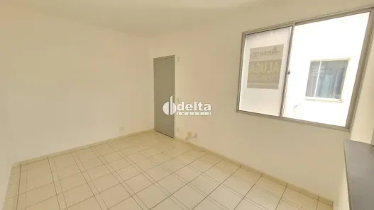 Apartamento com 2 Quartos para alugar, 45m² no Shopping Park, Uberlândia