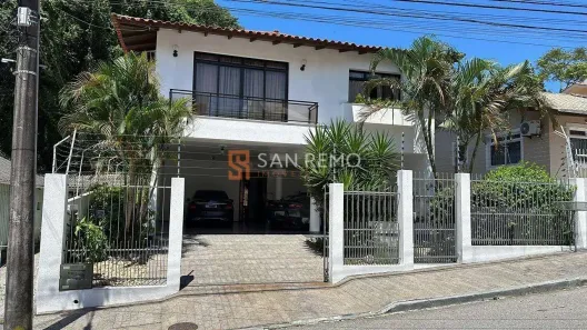 Casa com 3 Quartos à venda, 365m² no Canto, Florianópolis
