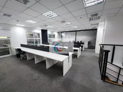 Sala Comercial para alugar, 235m² no Vila Cordeiro, São Paulo
