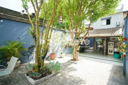 Sobrado com 3 Quartos à venda, 215m² no Vila Assunção, Santo André